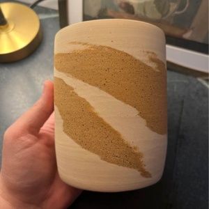 Handmade utensil holder